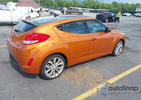 2013 Hyundai Veloster Base W/Black from USA, damaged, VIN KMHTC6AD8DU161702